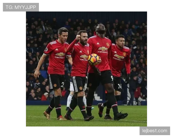 卢卡库与伊布中锋角色演变下的射门效率分化机制