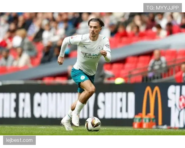 帕尔默近期右路前插压制后卫的强度为何远超赛季初？